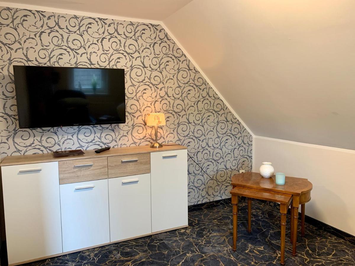 Gaestehaus Am Kurpark Hotel Garni Horn-Bad Meinberg Dış mekan fotoğraf