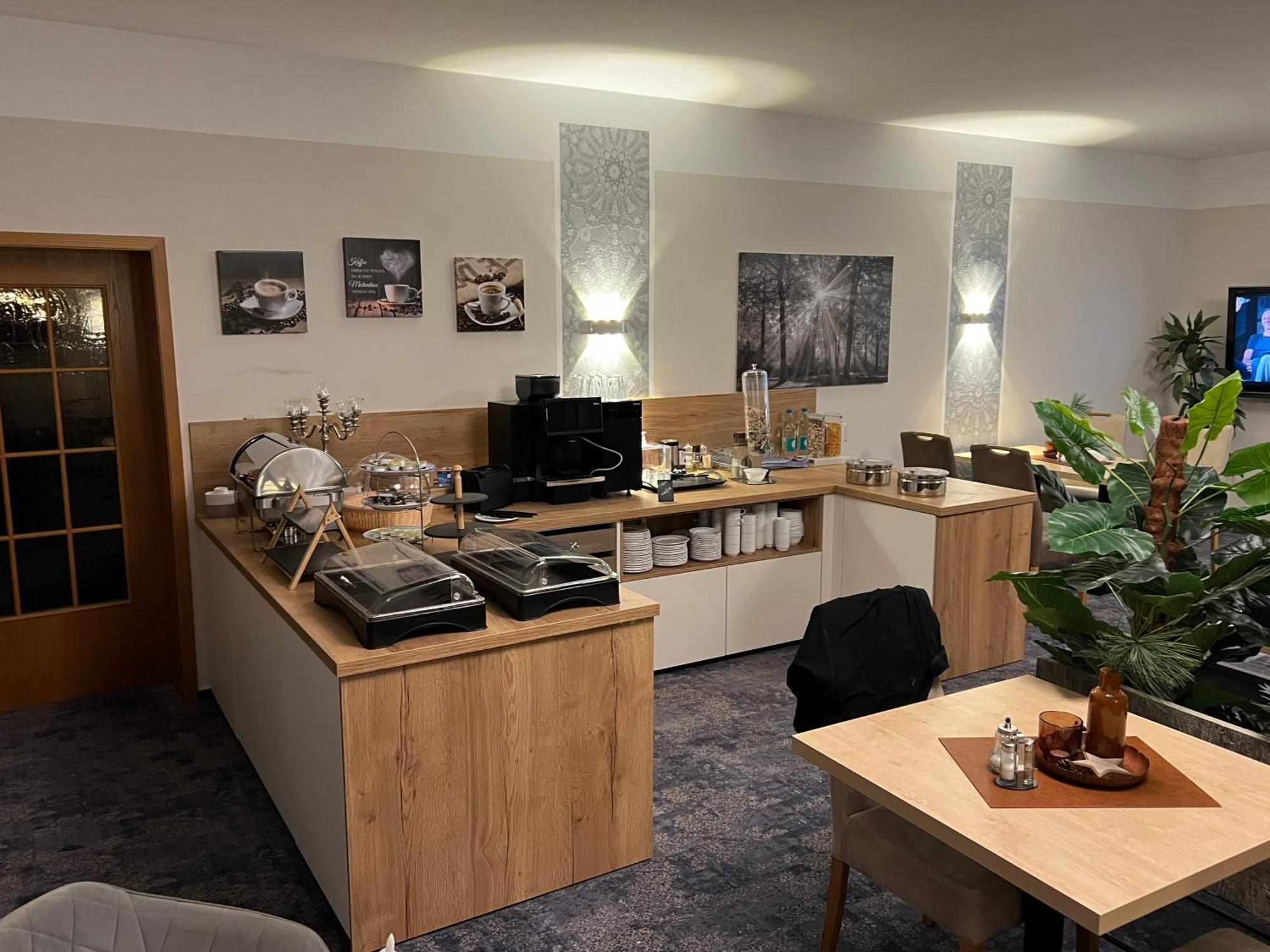 Gaestehaus Am Kurpark Hotel Garni Horn-Bad Meinberg Dış mekan fotoğraf