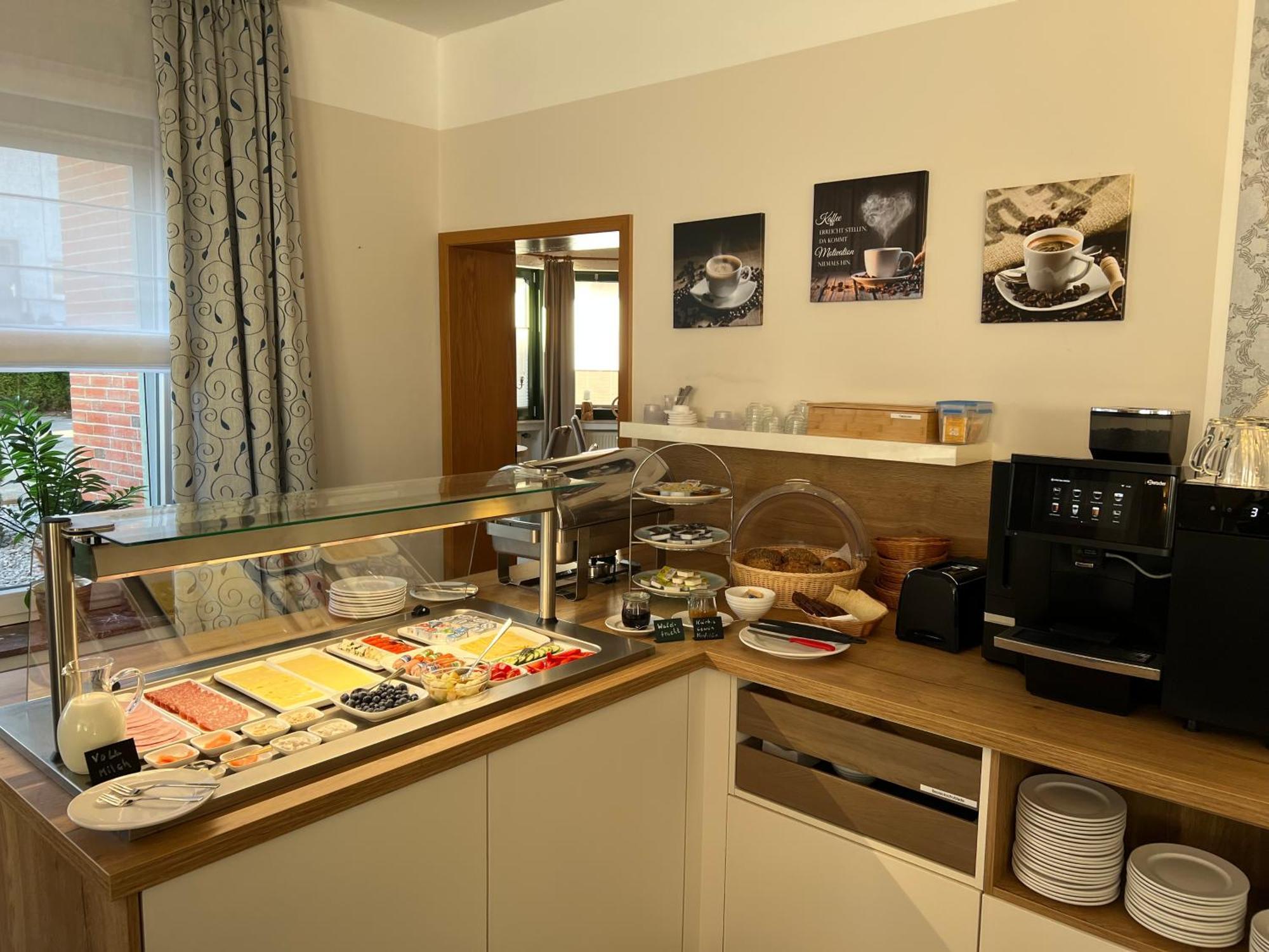 Gaestehaus Am Kurpark Hotel Garni Horn-Bad Meinberg Dış mekan fotoğraf